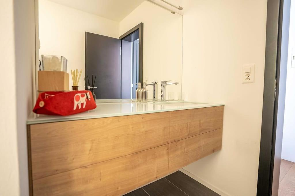 Moderne Wohnung Mit Ausblick Und Viel Sonne Zermatt Bagian luar foto